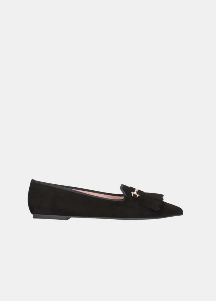 Pretty Ballerinas Stylish Black Pointy Toe Flats