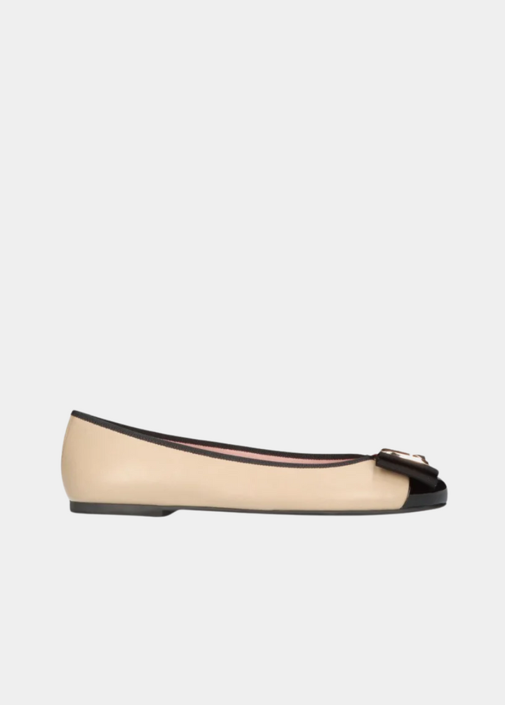 Pretty Ballerinas Stylish Beige Flats