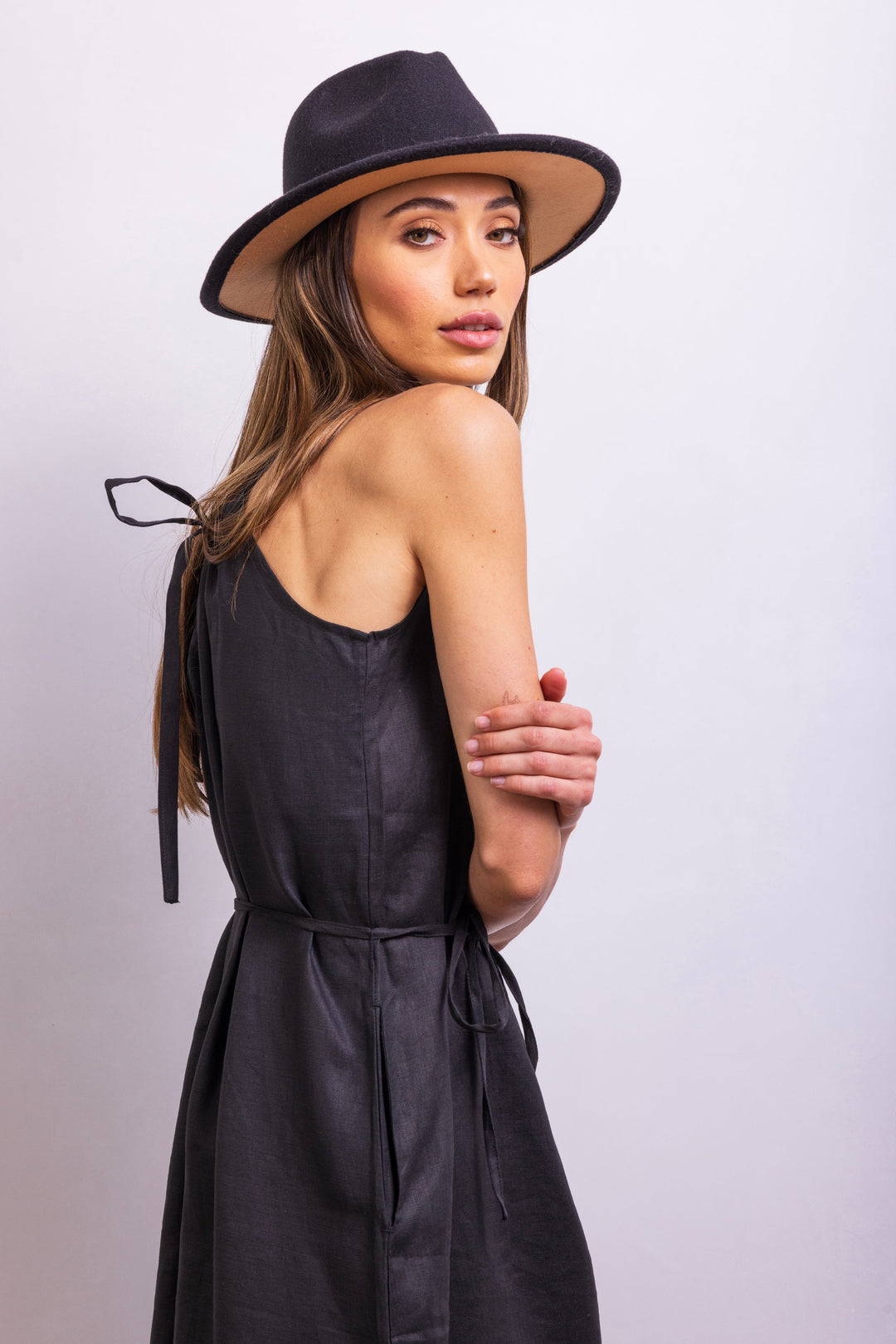 The Escape Linen Midi Dress - Black