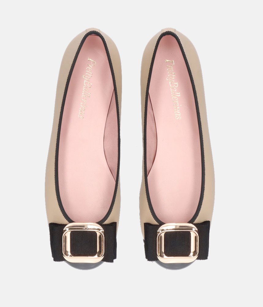 Pretty Ballerinas Stylish Beige Flats