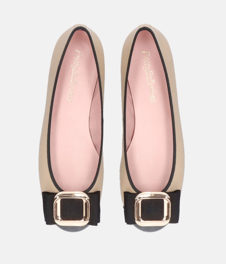Pretty Ballerinas Stylish Beige Flats