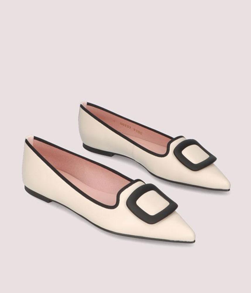 Pretty Ballerinas – Chic Monochrome Pointy Toe Flats
