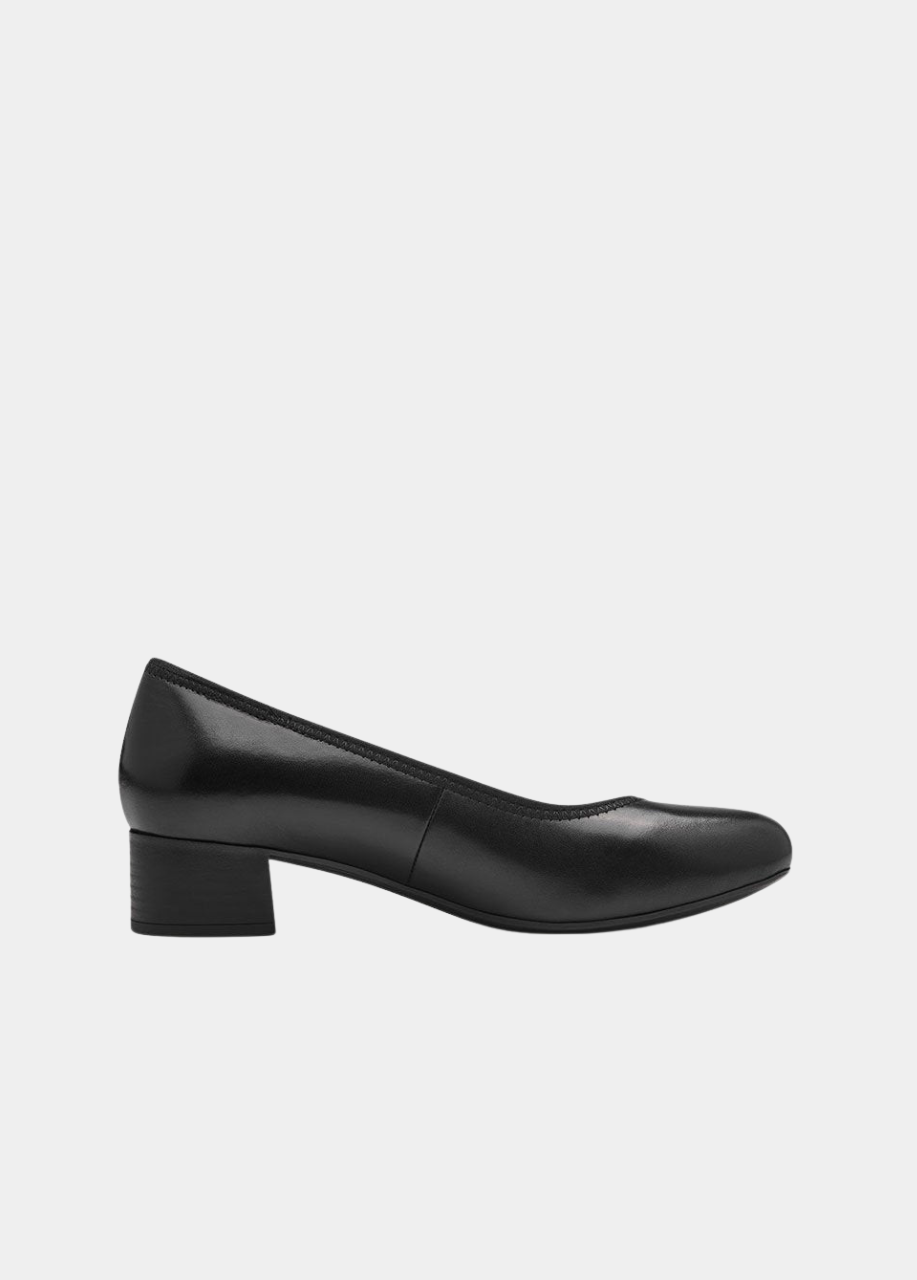 Tamaris Versatile Black Leather Wide Fit Court Shoes Tall Size Tamaris Versatile Black Leather Wide Fit Court Shoes Tall Size