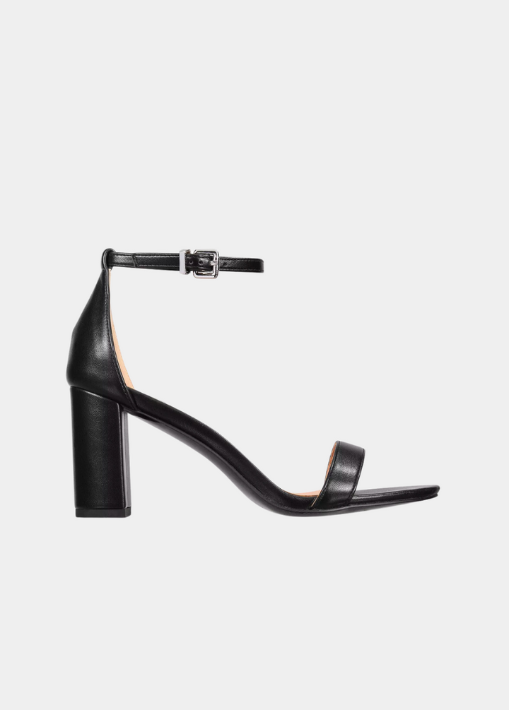 Zoe Sandals - Black
