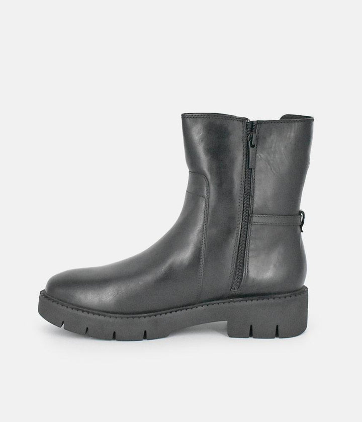Tamaris Stylish Black Ankle Boots