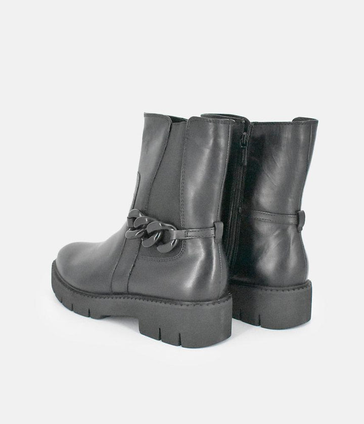Tamaris Stylish Black Ankle Boots