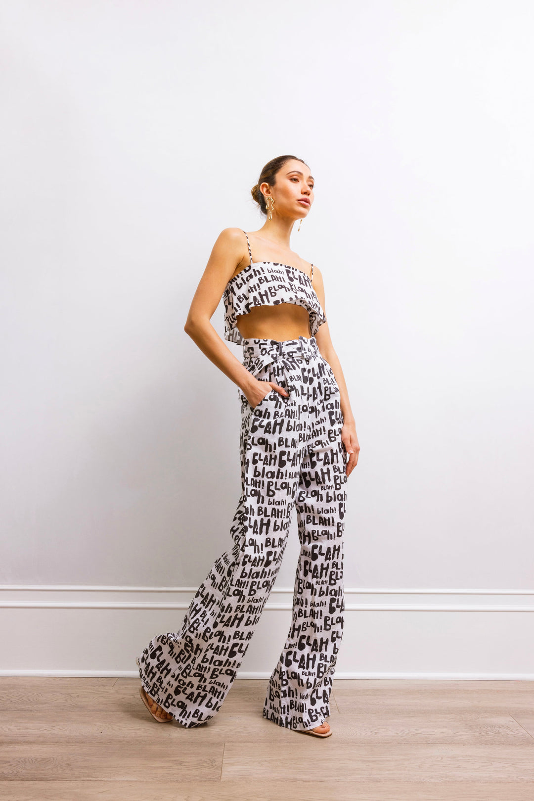 Strength of Her Linen Crop Top - Blah Blah Print