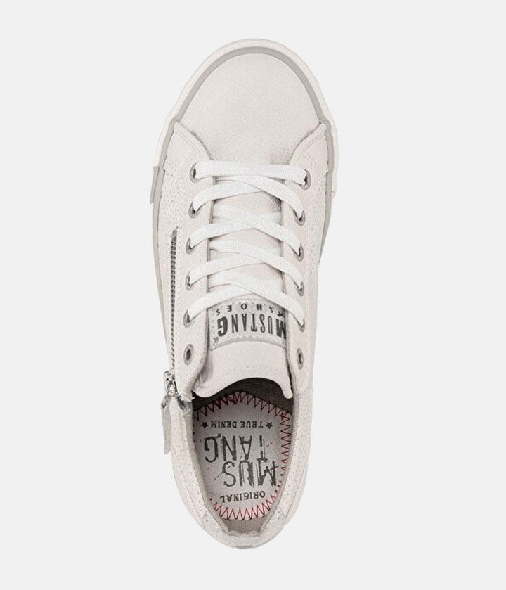 Fashionable White Mustang Trainer