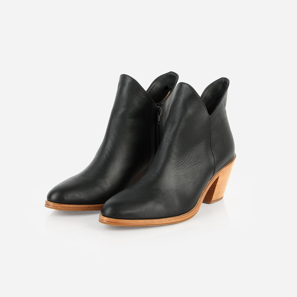 The Two Point Five Ankle Boot - Black Water Resistant