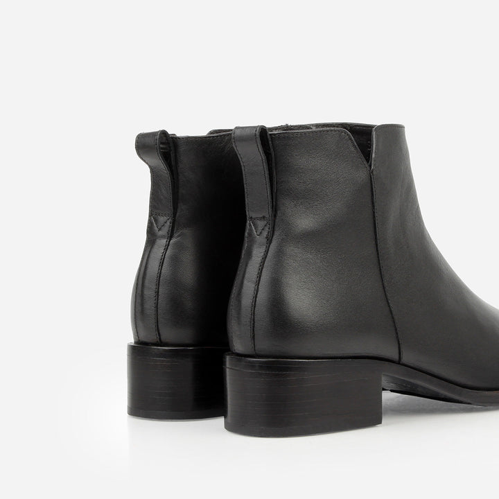 The Ali Ankle Boot - Black