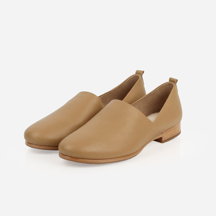 The At-Leisure Slip-On 2.0 - Latte