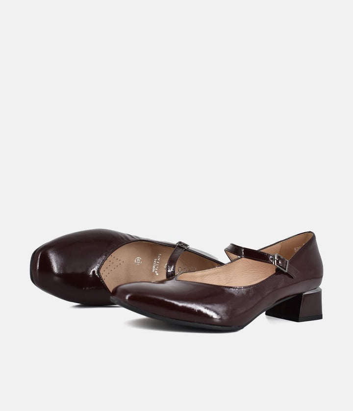 Bioeco Stylish Patent Block Heels - Burgundy