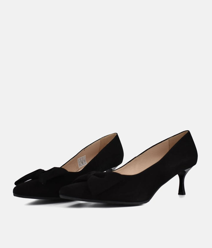 Bioeco Beautiful Suede Bow Heels - Black