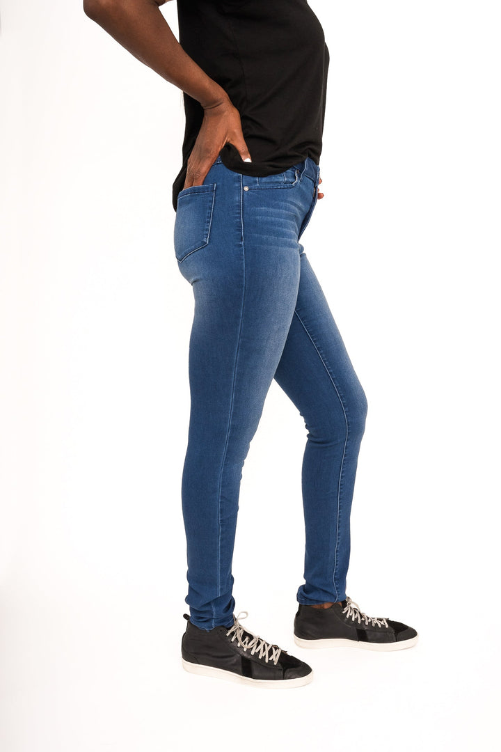 Tall 36" High Rise Skinny - Arlyn