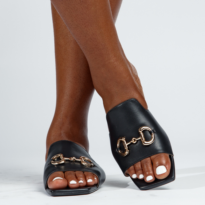 Charlotte Flats - Black