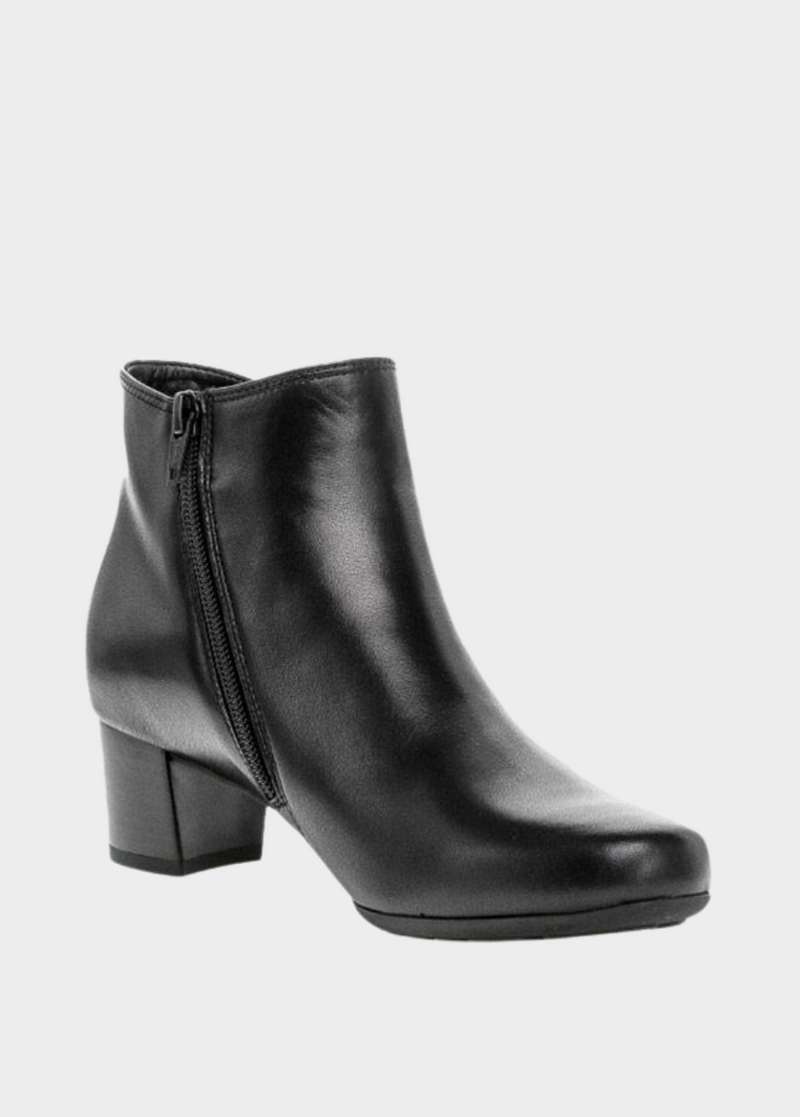 Gabor Chic Black Ankle Boots