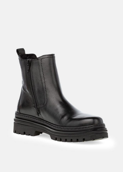 Gabor Fashionable Black Chelsea Style Ankle Boots