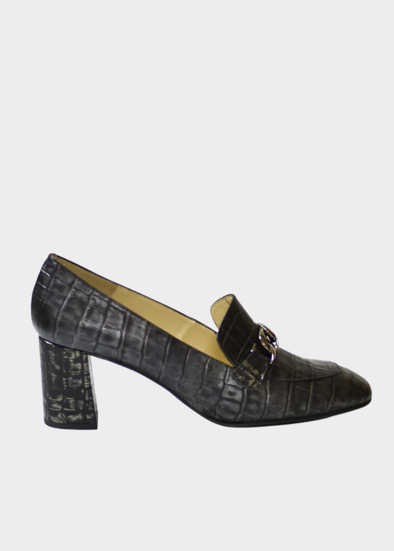 Luxurious Classic Block Heel Loafer