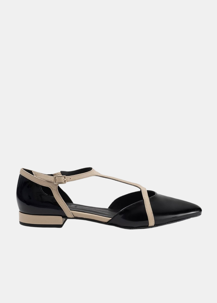 Dansi Retro T-Strap Patent Leather Flats - Black & Beige