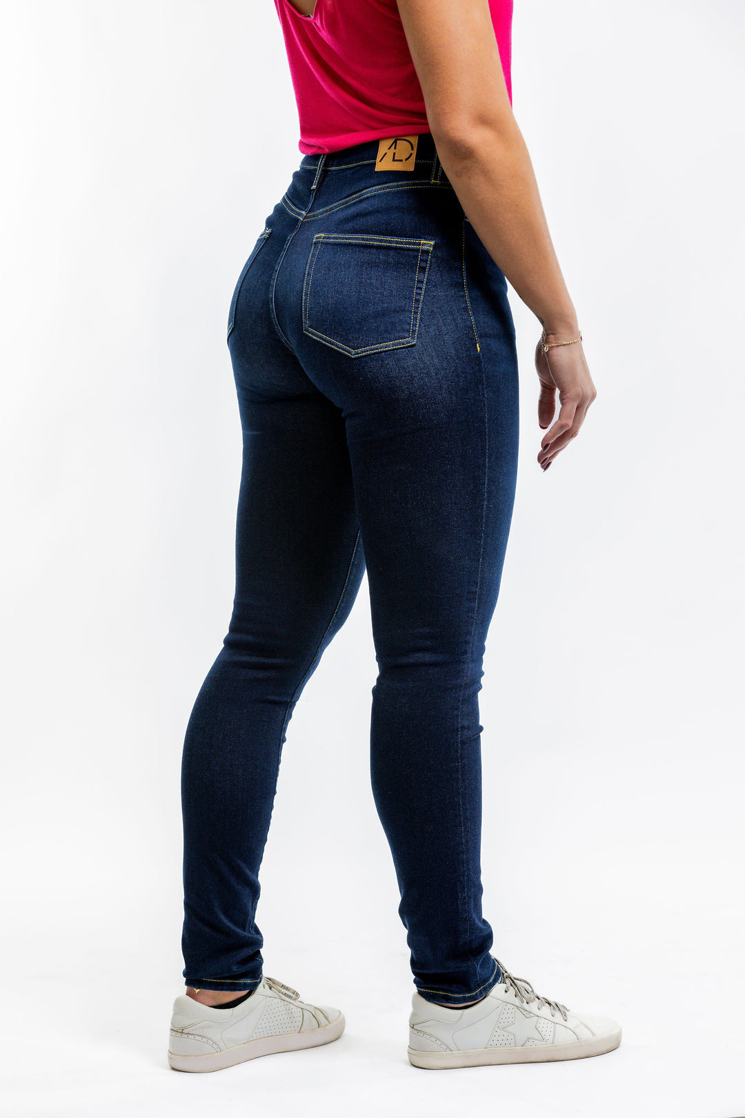 Signature Skinny Jeans - Classic Dark Blue Wash