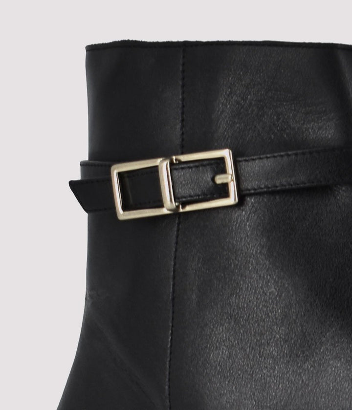 Dansi Classic Leather Ankle Boots - Black