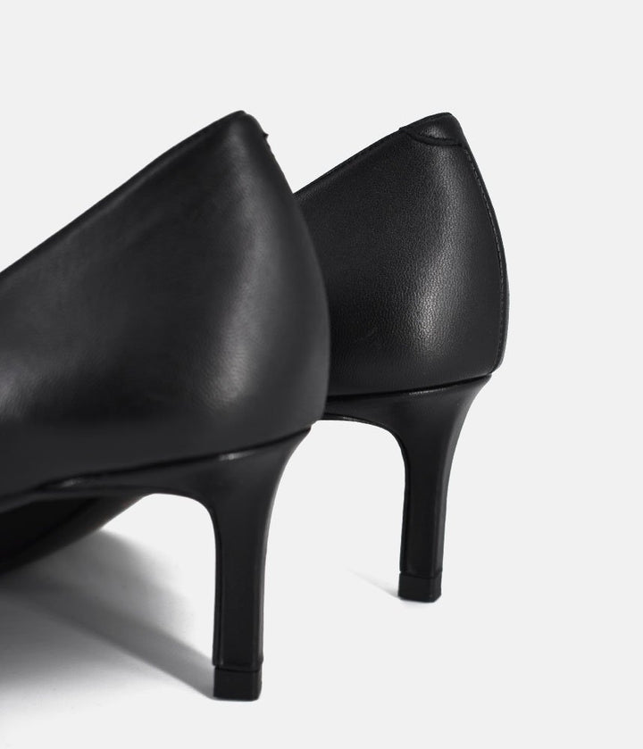 Dansi Stylish Leather Heels - Black