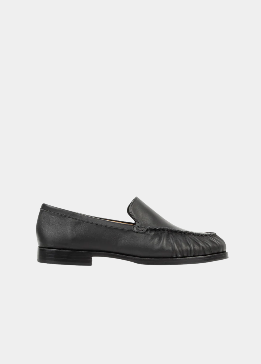 The Laid Back Loafer - Black