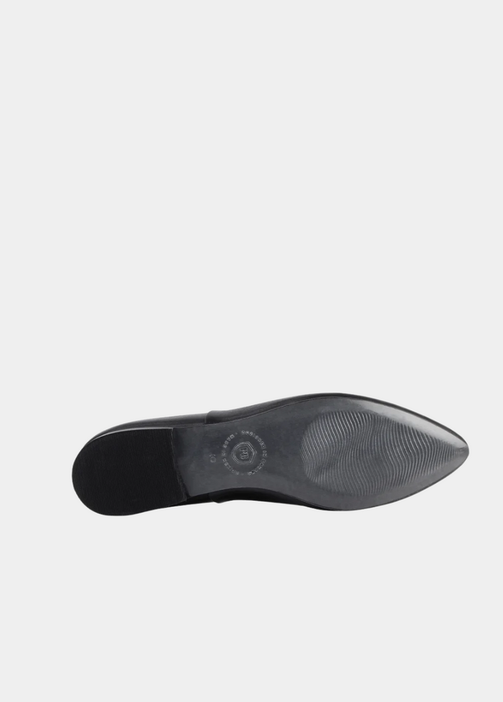 The Glove Fit Flat - Racing Red