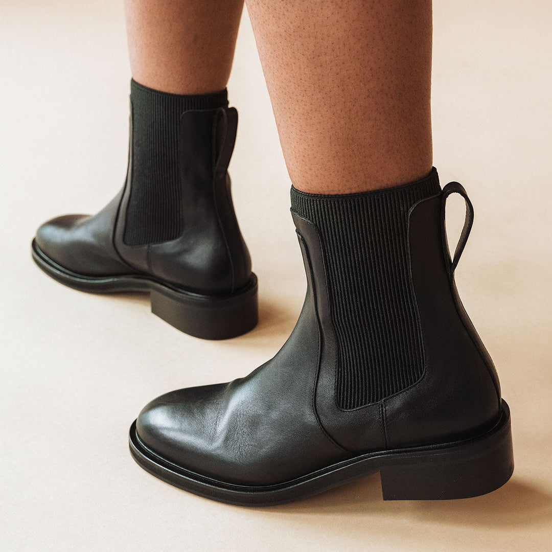 The Metro Chelsea Boot - Black