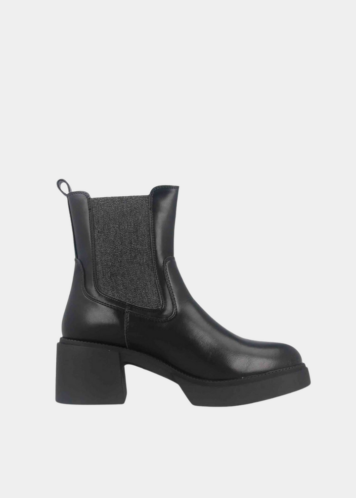 Chunky Chelsea Platform Boots - Black