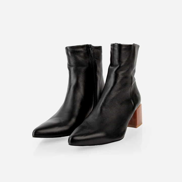 The On Point Boot - Black