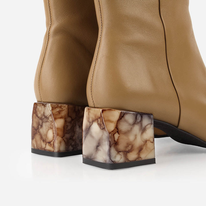 The On Point Boot - Dune