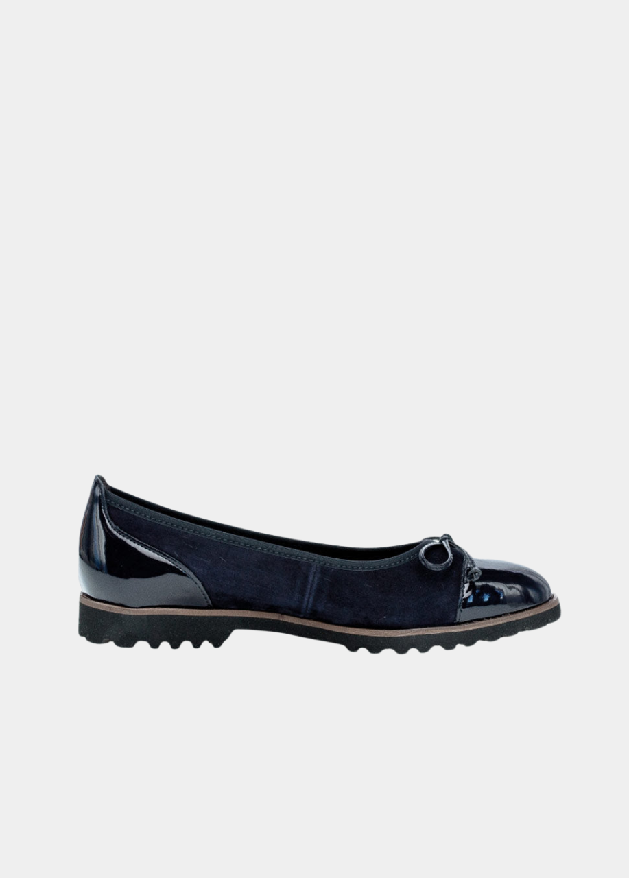 Gabor Stylish Navy Patent/Suede Ballerinas