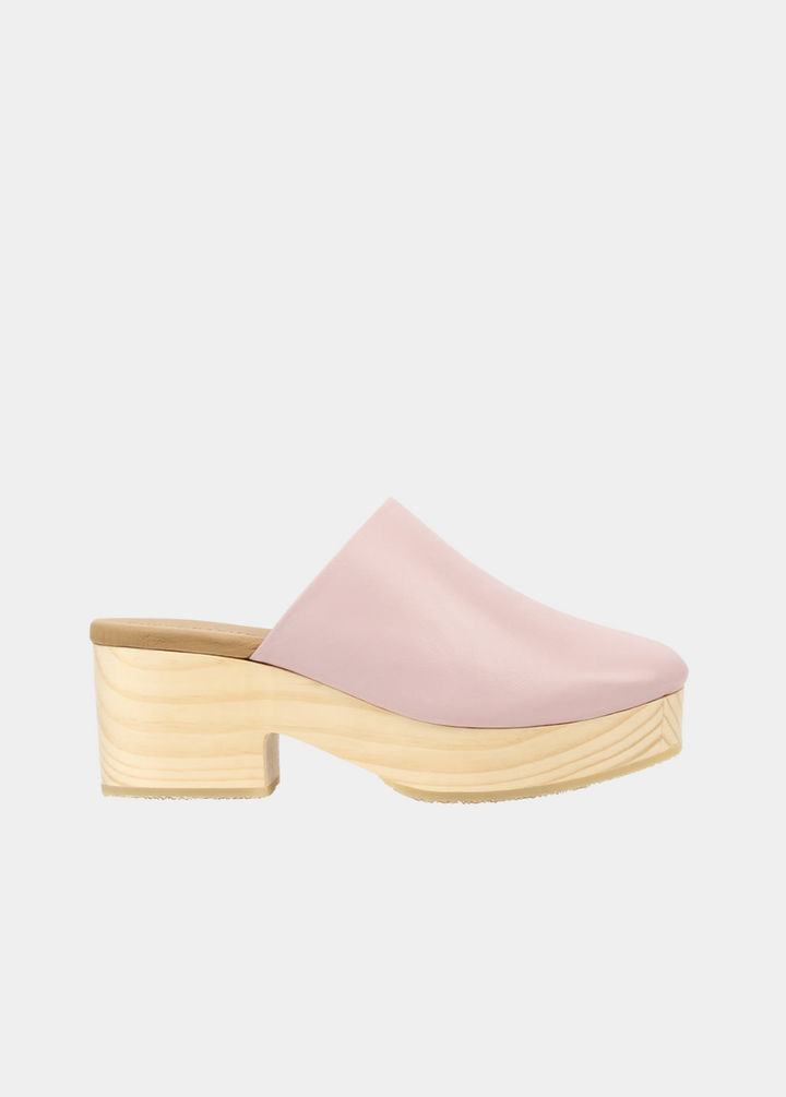 The West Coast Clog - Chalk Pink