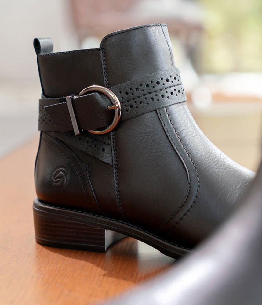Remonte Versatile Ankle Boots - Black