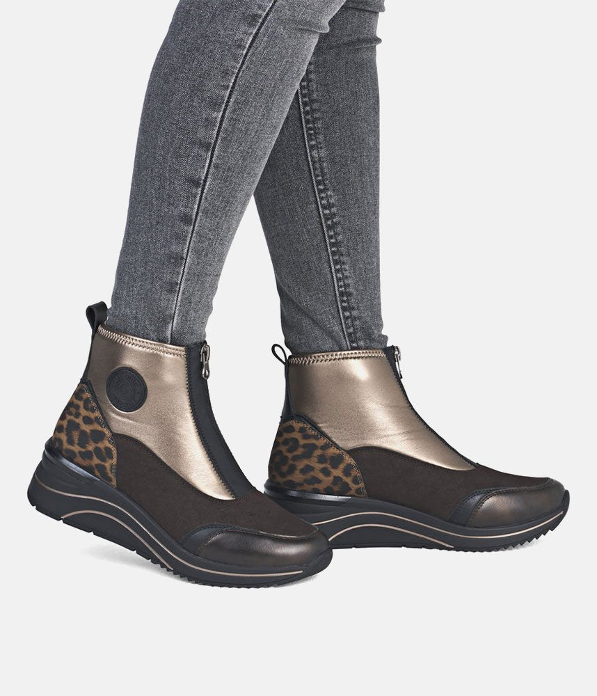Remonte Bold and Stylish High Top Ankle Booties