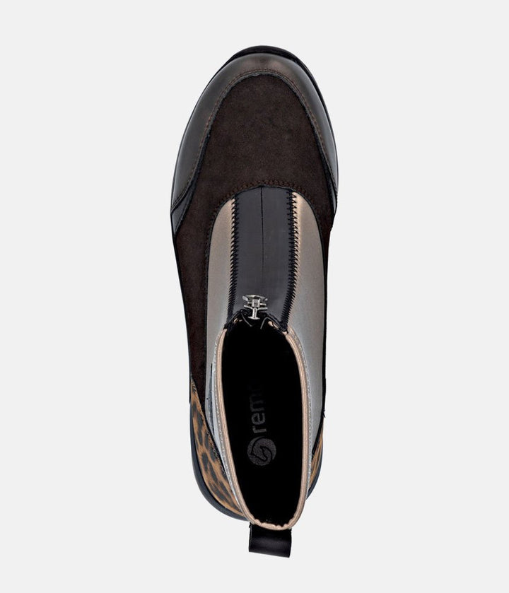 Remonte Bold and Stylish High Top Ankle Booties