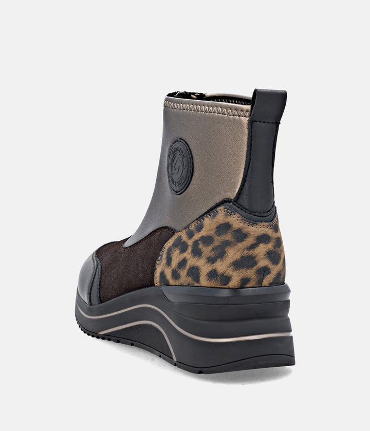 Remonte Bold and Stylish High Top Ankle Booties