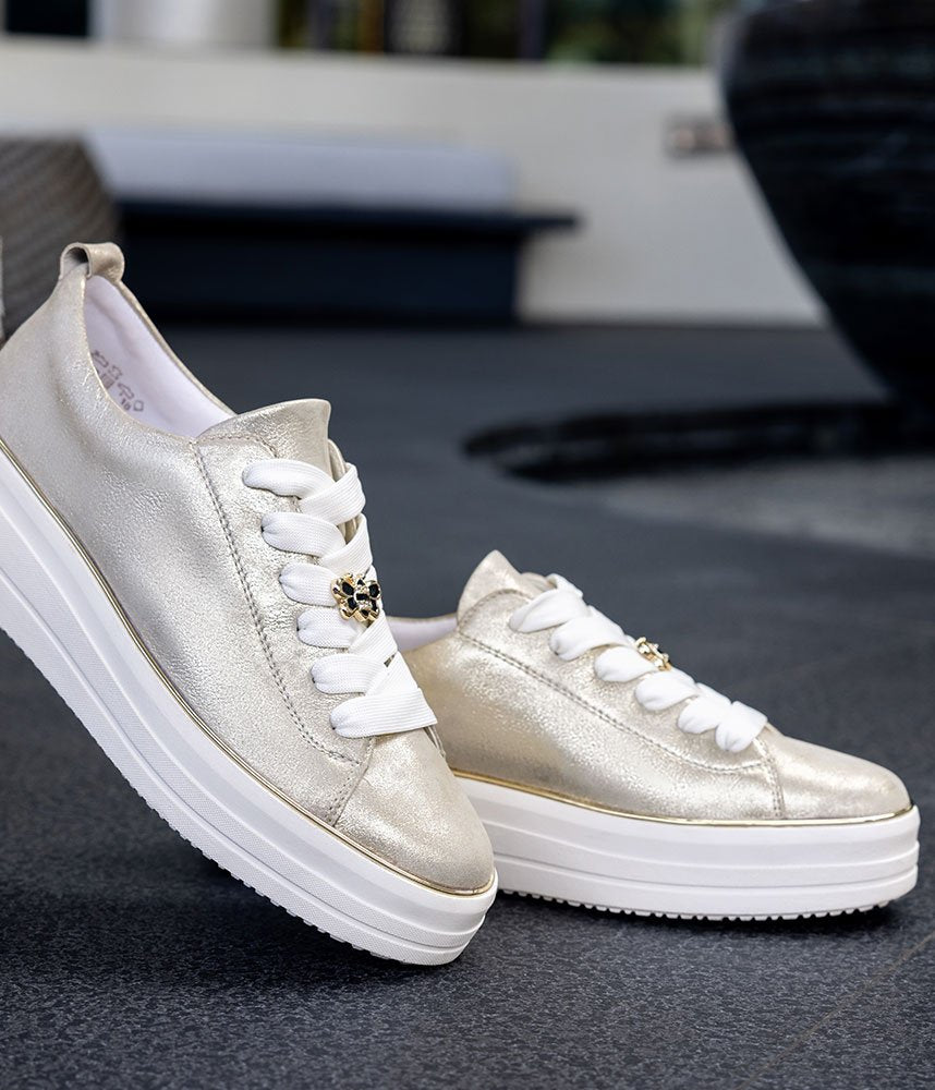 Remonte Fabulous Trainers - Gold