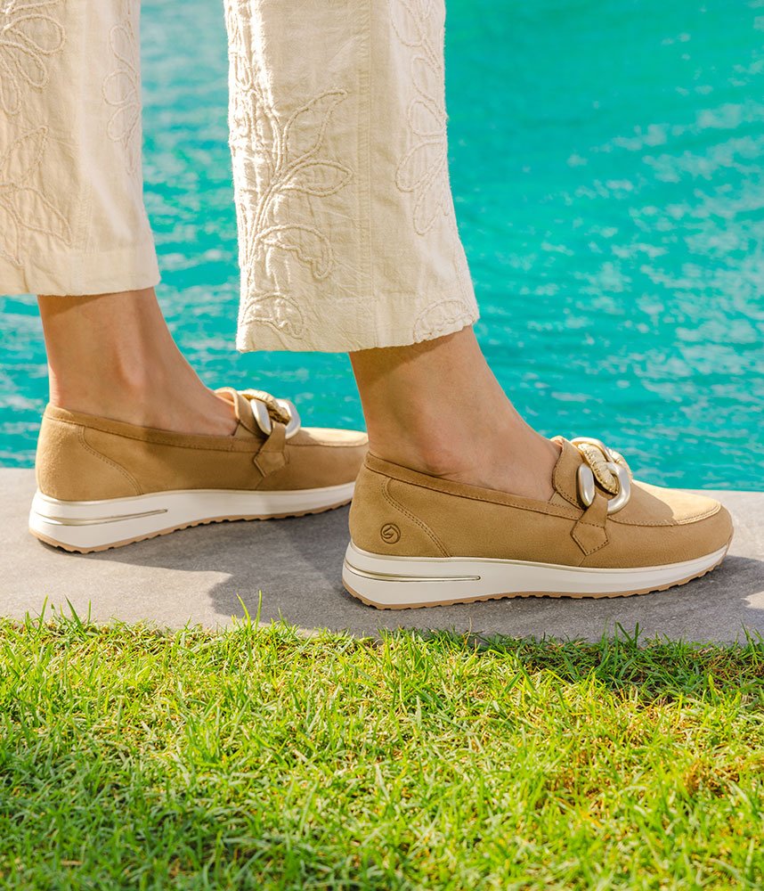 Remonte Sporty Stylish Beige Suede Loafers