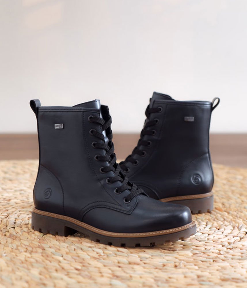 Remonte Fashionable Combat Boots - Navy