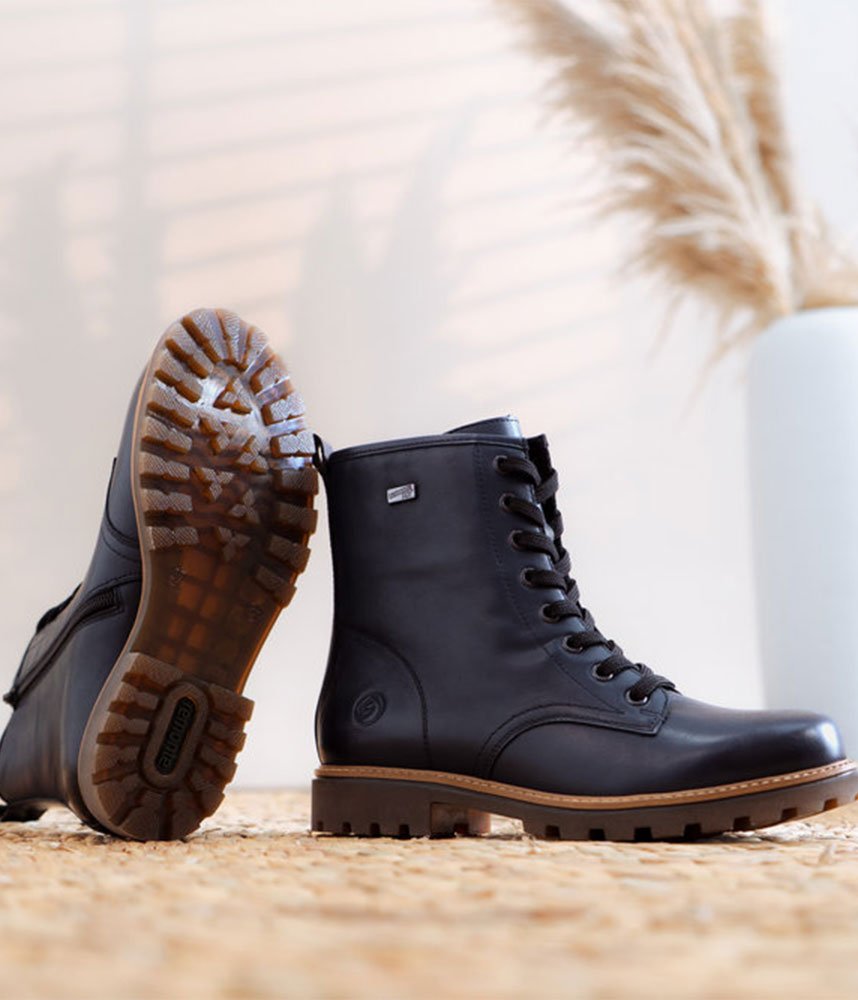 Remonte Fashionable Combat Boots - Navy