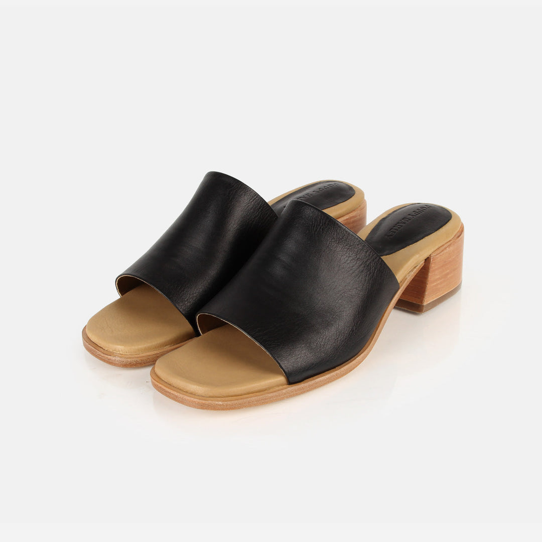 The Spritz Heeled Sandal - Black