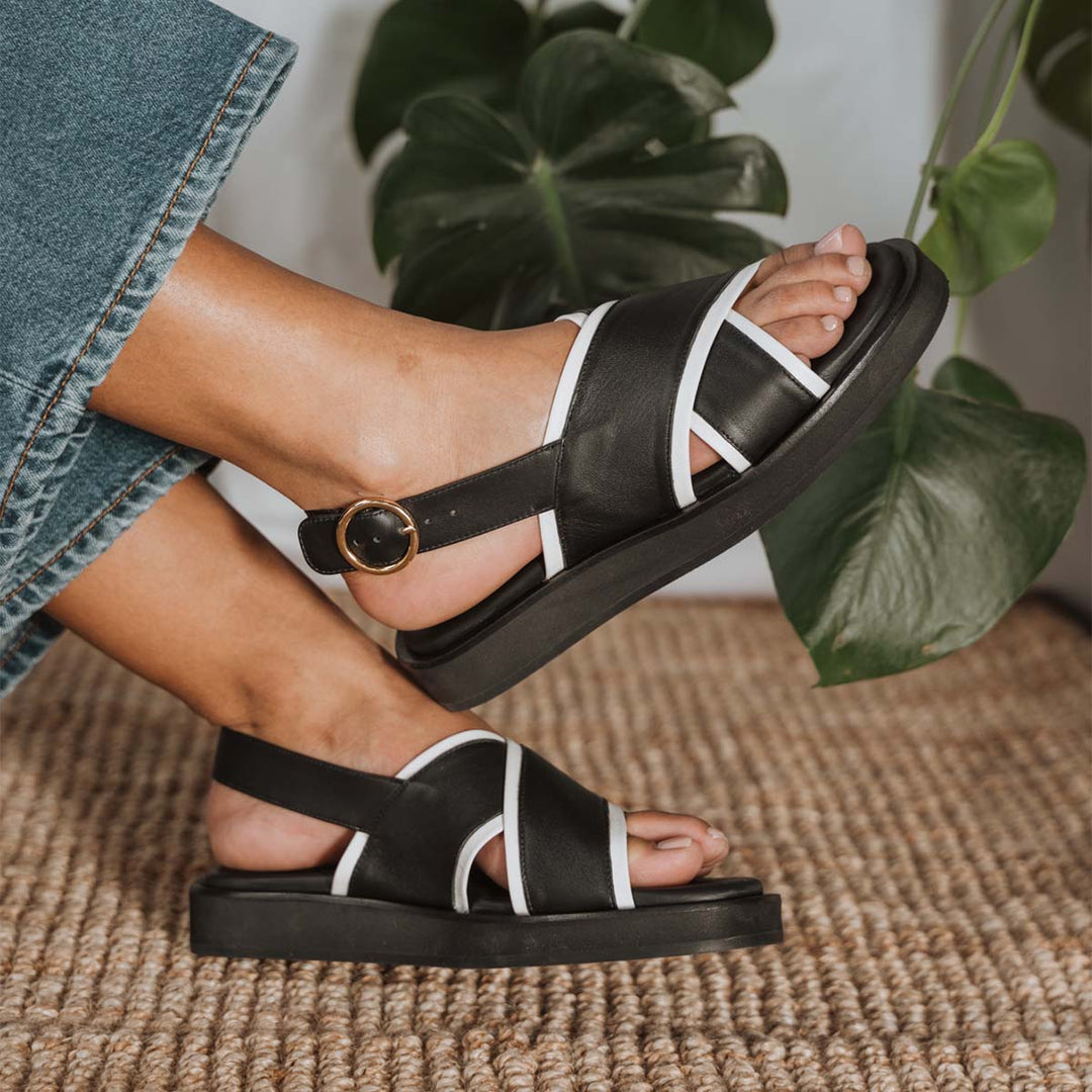 The Sunday Sandal - Black & Panna Cotta