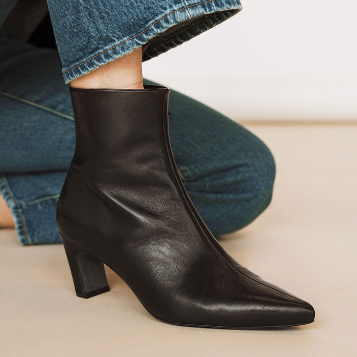 The Toujours Boot - Black