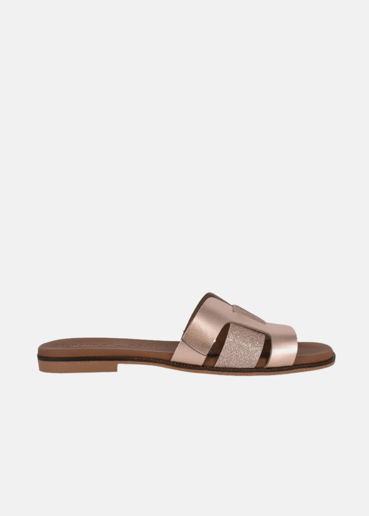 Gorgeous Metallic Leather Sandals - Rose Gold