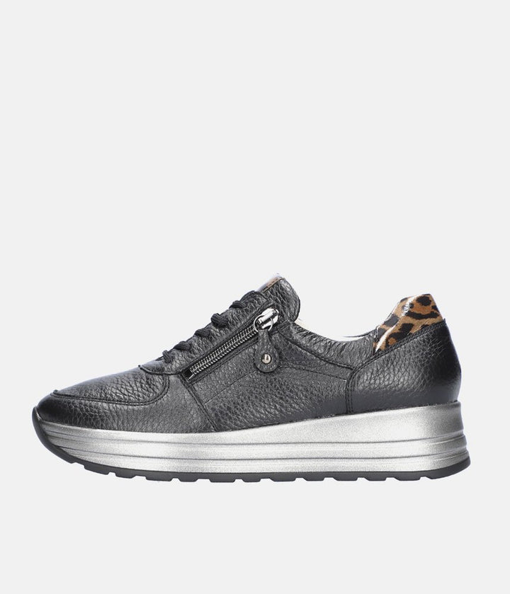 Waldlaufer Fashionable Lace Up Sneakers - Black/Leopard