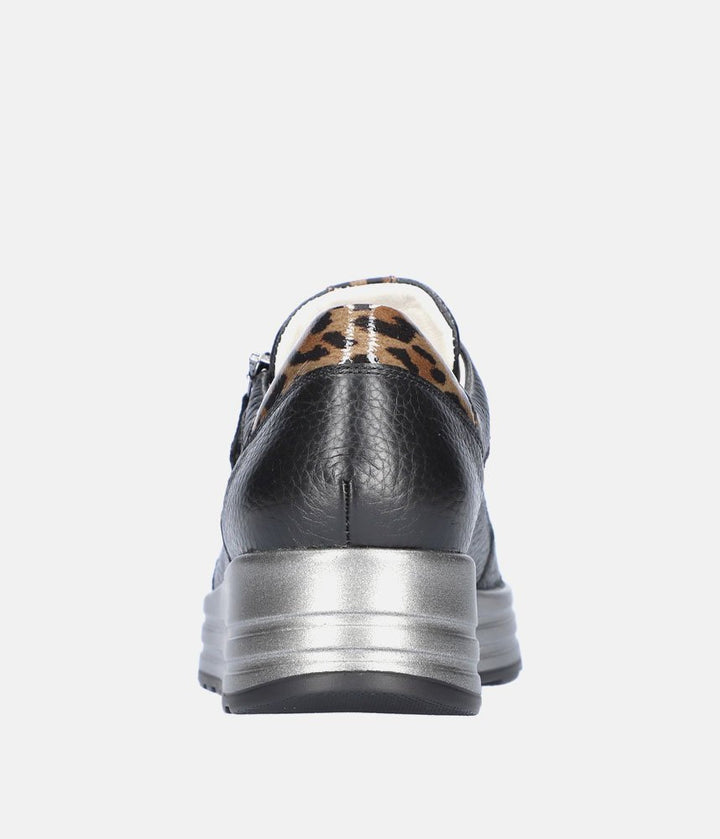 Waldlaufer Fashionable Lace Up Sneakers - Black/Leopard