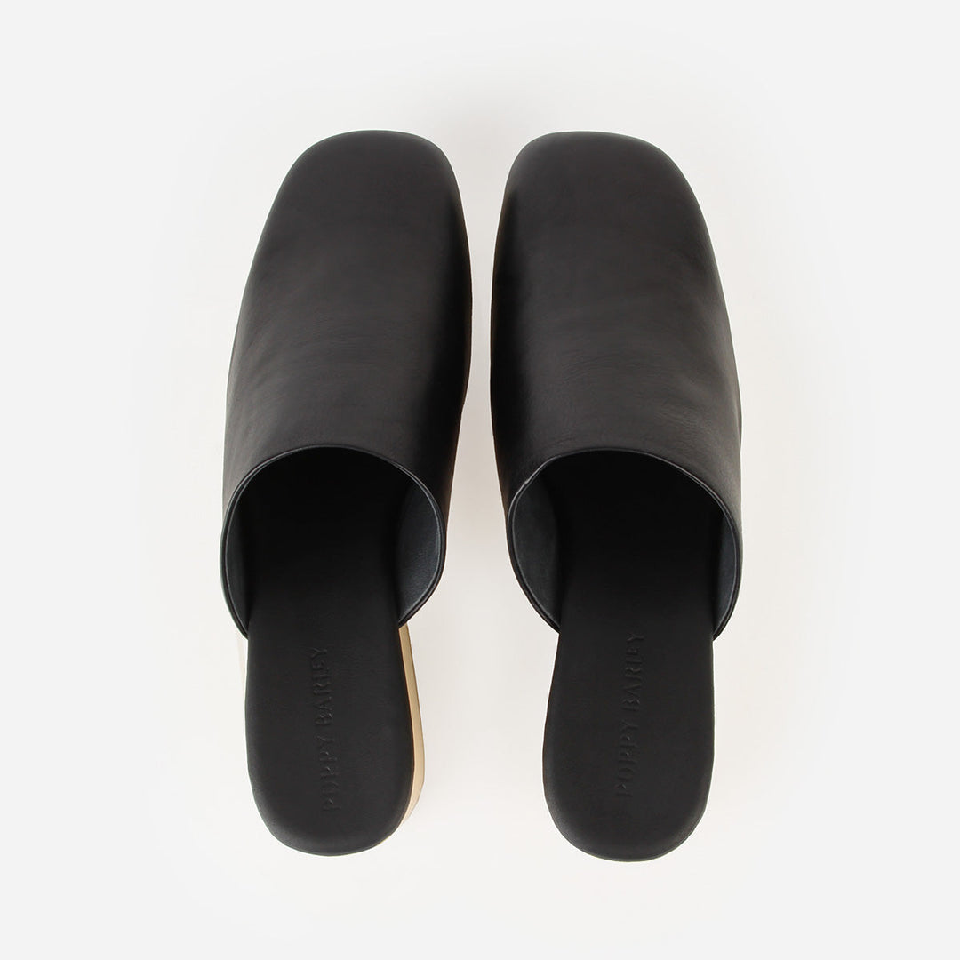 The West Coast Clog - Black