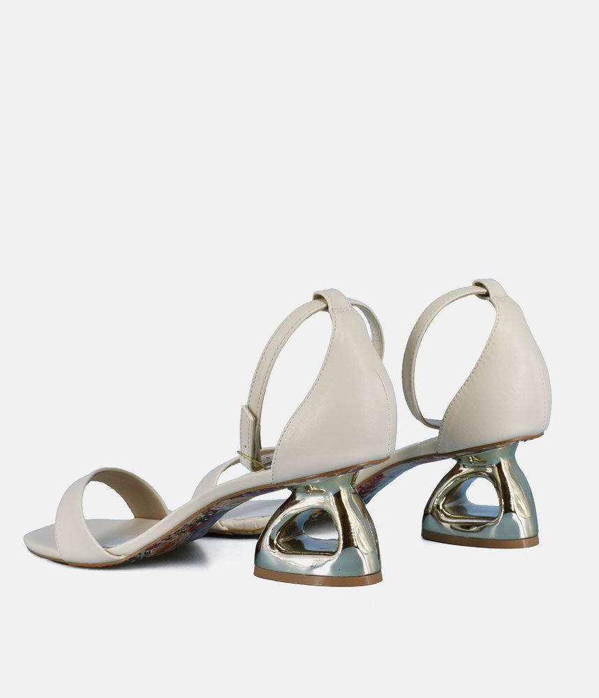 belle-lucy2783138-oversize-footwear-43eu-44eu-45eu-03.jpg